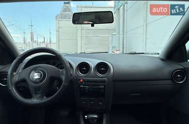 Седан SEAT Cordoba 2007 в 
