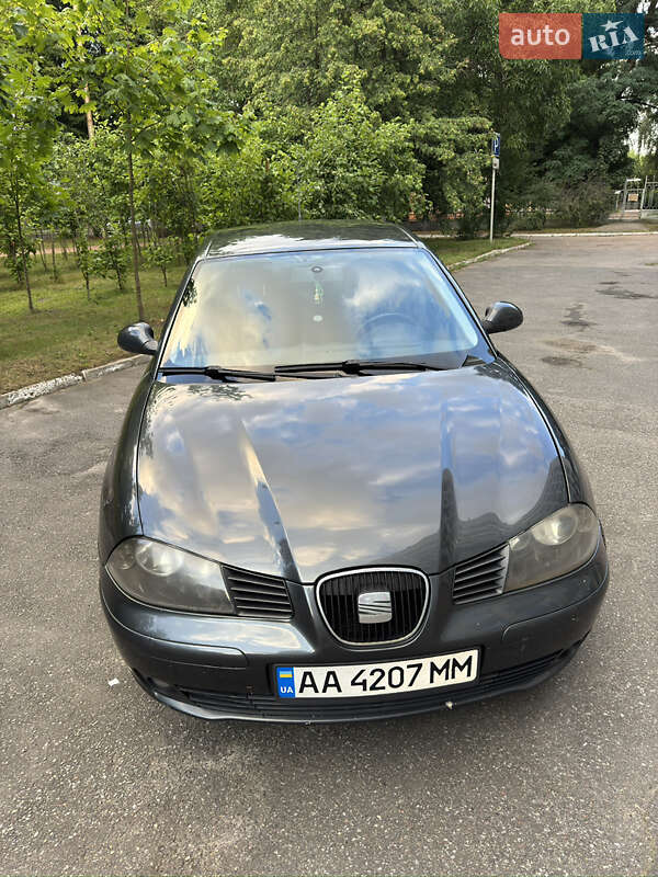 Седан SEAT Cordoba 2008 в Чернигове