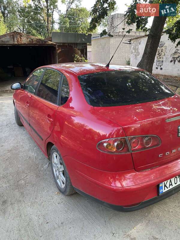 Седан SEAT Cordoba 2006 в Жовтих Водах