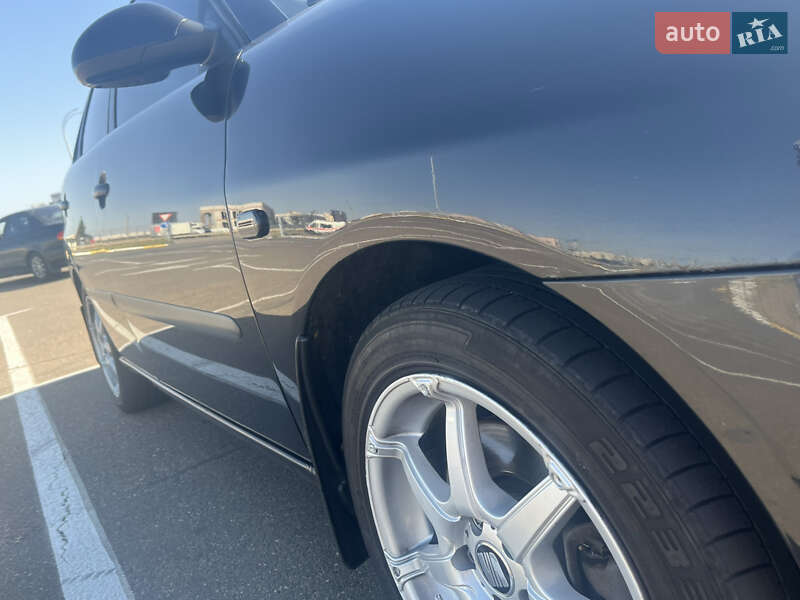 Седан SEAT Cordoba 2008 в Одесі