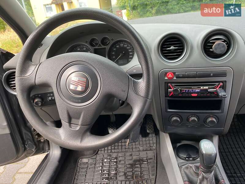 Седан SEAT Cordoba 2009 в Львове фото 9 Седан SEAT Cordoba 2009 в Львове