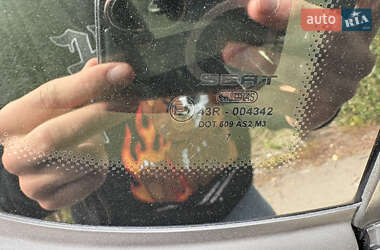 Седан SEAT Cordoba 2008 в 