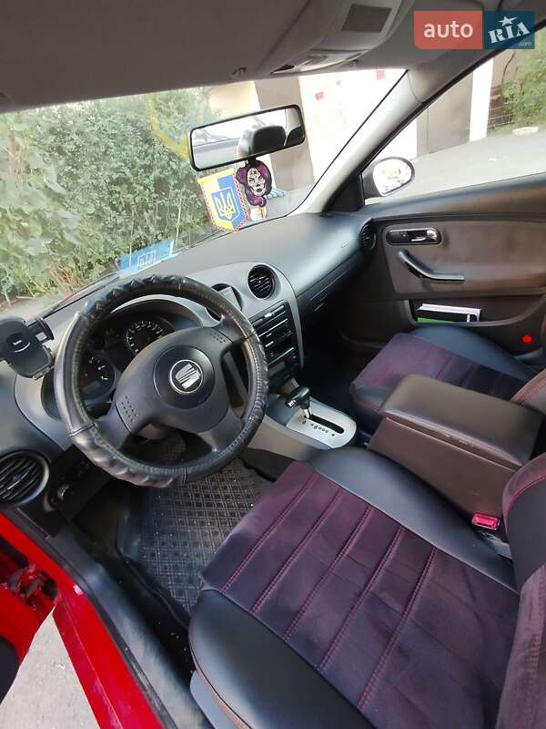 Седан SEAT Cordoba 2004 в Киеве фото 3 Седан SEAT Cordoba 2004 в Киеве