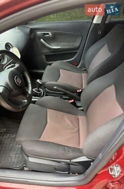 Седан SEAT Cordoba 2008 в 