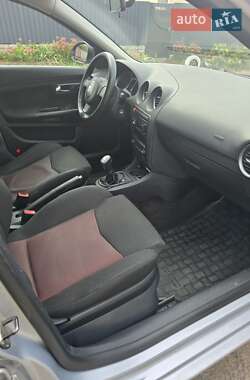 Седан SEAT Cordoba 2008 в 