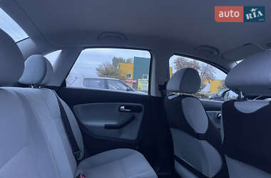 Седан SEAT Cordoba 2003 в 