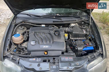 Седан SEAT Cordoba 2008 в 