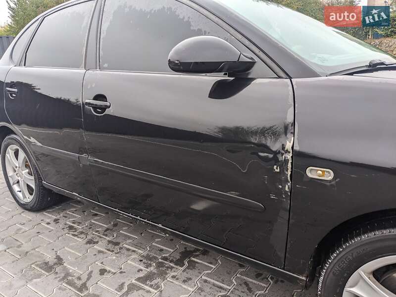 Седан SEAT Cordoba 2007 в Вінниці