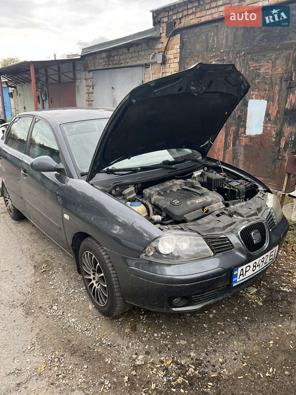 Седан SEAT Cordoba 2008 в Запорожье