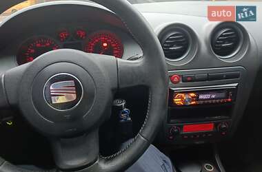 Седан SEAT Cordoba 2009 в Полтаве
