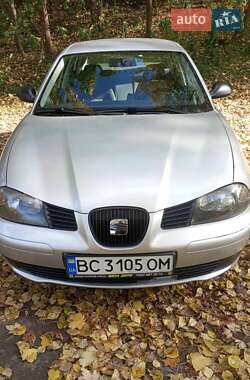 Седан SEAT Cordoba 2004 в Львові