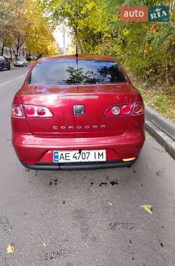 Седан SEAT Cordoba 2008 в  фото 3 Седан SEAT Cordoba 2008 в
