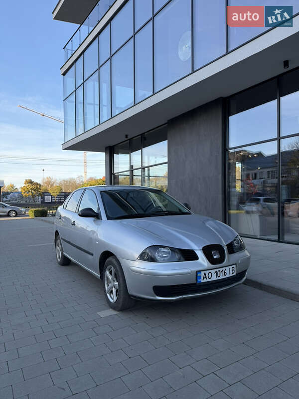 Седан SEAT Cordoba 2003 в Ужгороді фото 2 Седан SEAT Cordoba 2003 в Ужгороді