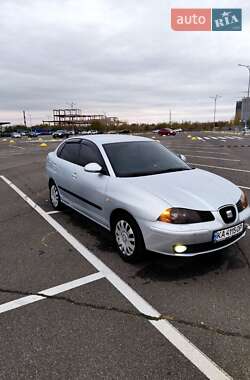 Седан SEAT Cordoba 2005 в Києві