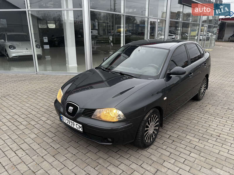 Седан SEAT Cordoba 2009 в Полтаві