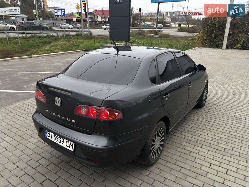 Седан SEAT Cordoba 2009 в Полтаві