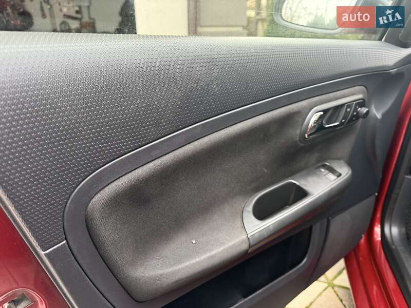 Седан SEAT Cordoba 2008 в Києві