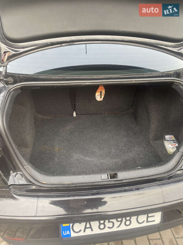 Седан SEAT Cordoba 2007 в Каневе