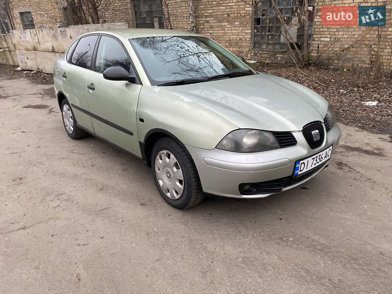 SEAT Cordoba 2005 SEAT Cordoba 2005