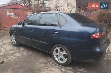 Седан SEAT Cordoba 2007 в Днепре