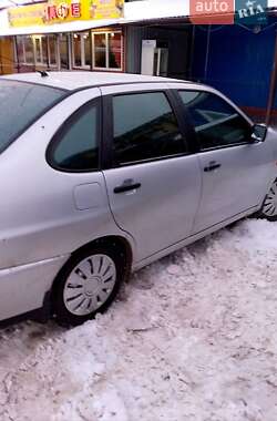 Седан SEAT Cordoba 1999 в Гайсину