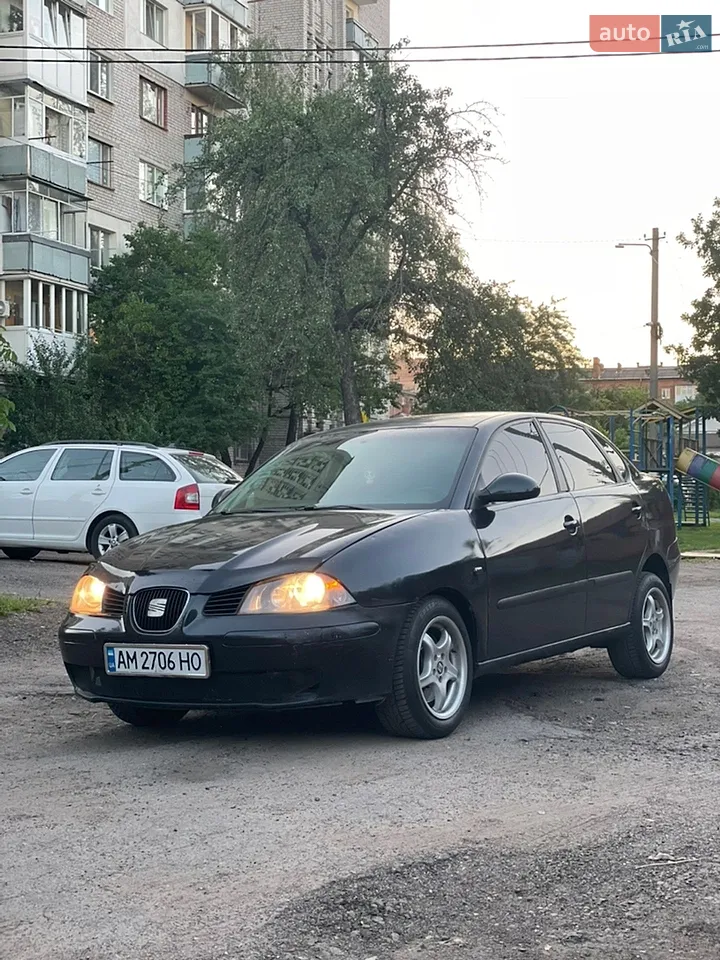 2011 Skoda Fabia - мініатюра 14