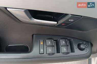 Универсал SEAT Exeo ST 2011 в 