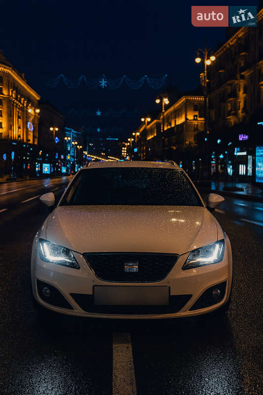 Универсал SEAT Exeo ST 2013 в 