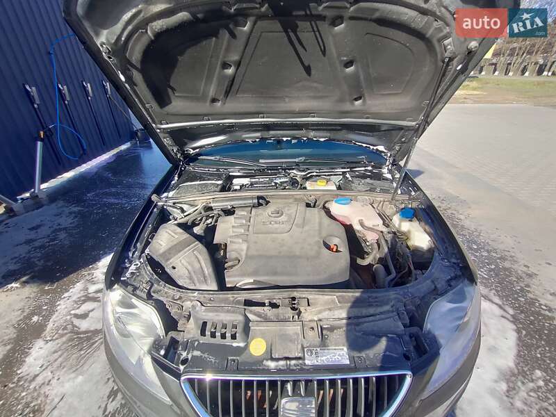 Седан SEAT Exeo 2011 в Умани