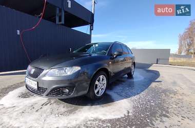 Седан SEAT Exeo 2011 в Умани