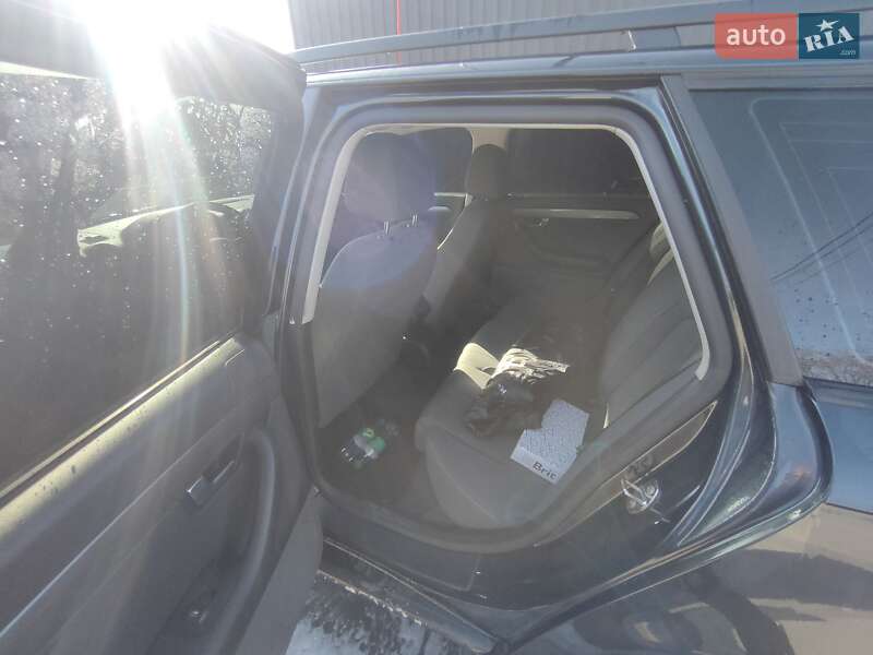 Седан SEAT Exeo 2011 в Умани