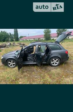 Седан SEAT Exeo 2011 в 