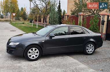 Седан SEAT Exeo 2011 в Вараші