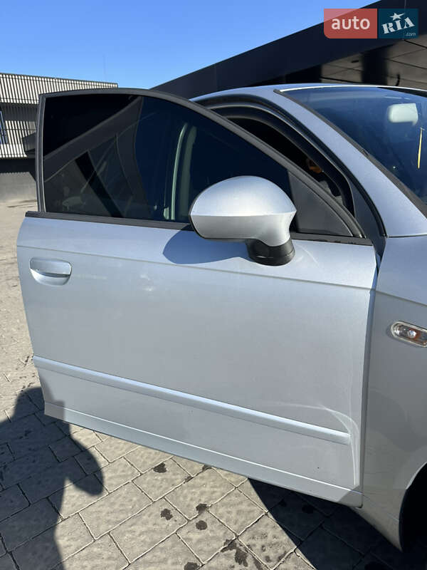 Седан SEAT Exeo 2009 в Ужгороде