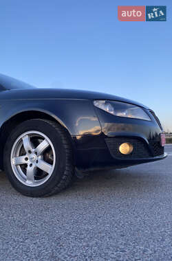 Универсал SEAT Exeo 2011 в 