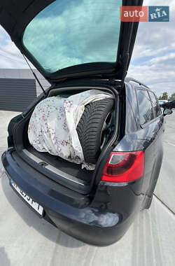 Універсал SEAT Exeo 2011 в 