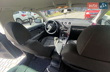 Седан SEAT Exeo 2010 в 