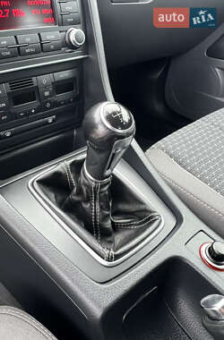 Седан SEAT Exeo 2009 в 