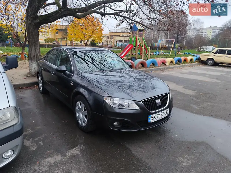SEAT Exeo
