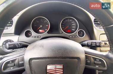 Седан SEAT Exeo 2011 в Луцке