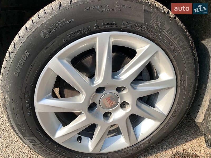 Седан SEAT Exeo 2011 в Харкові