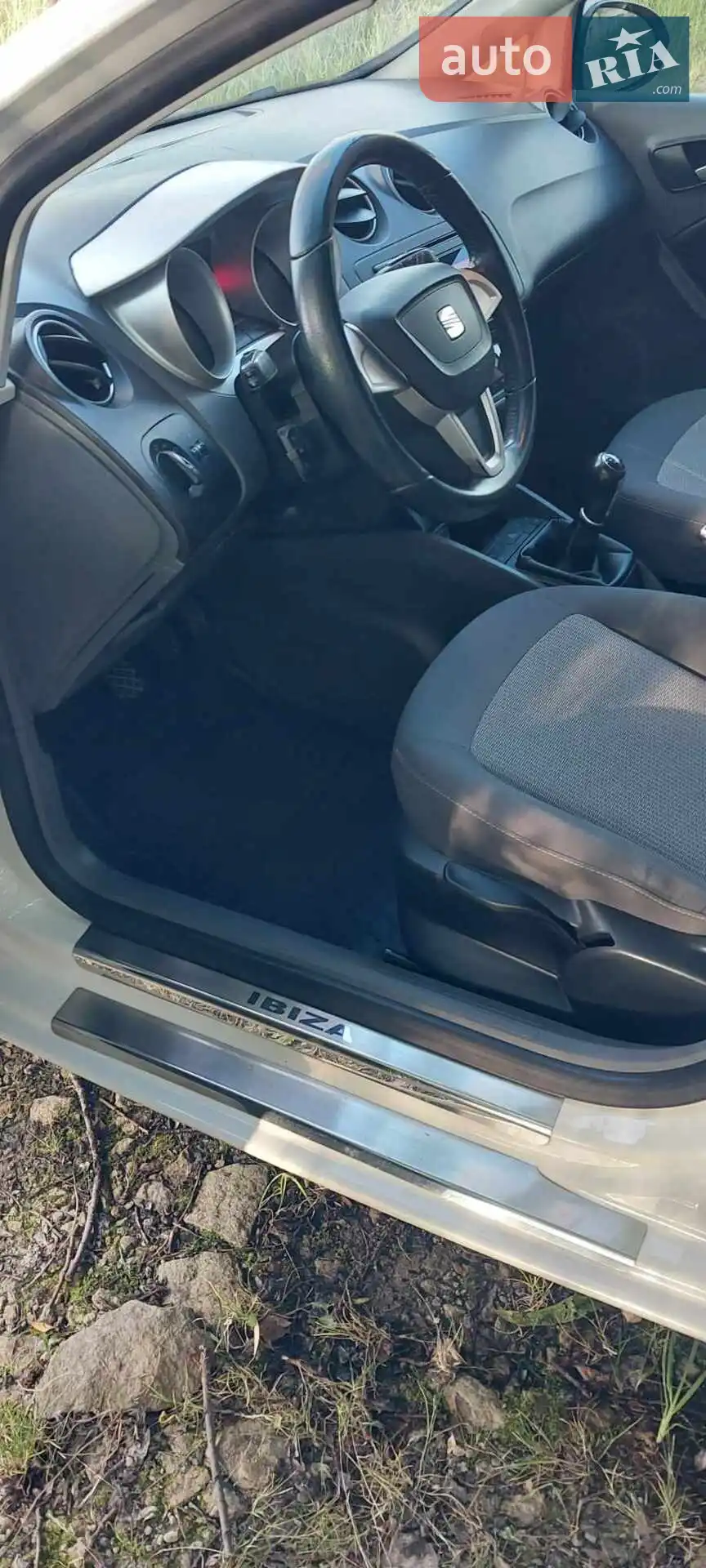 2010 SEAT Ibiza - мініатюра 13