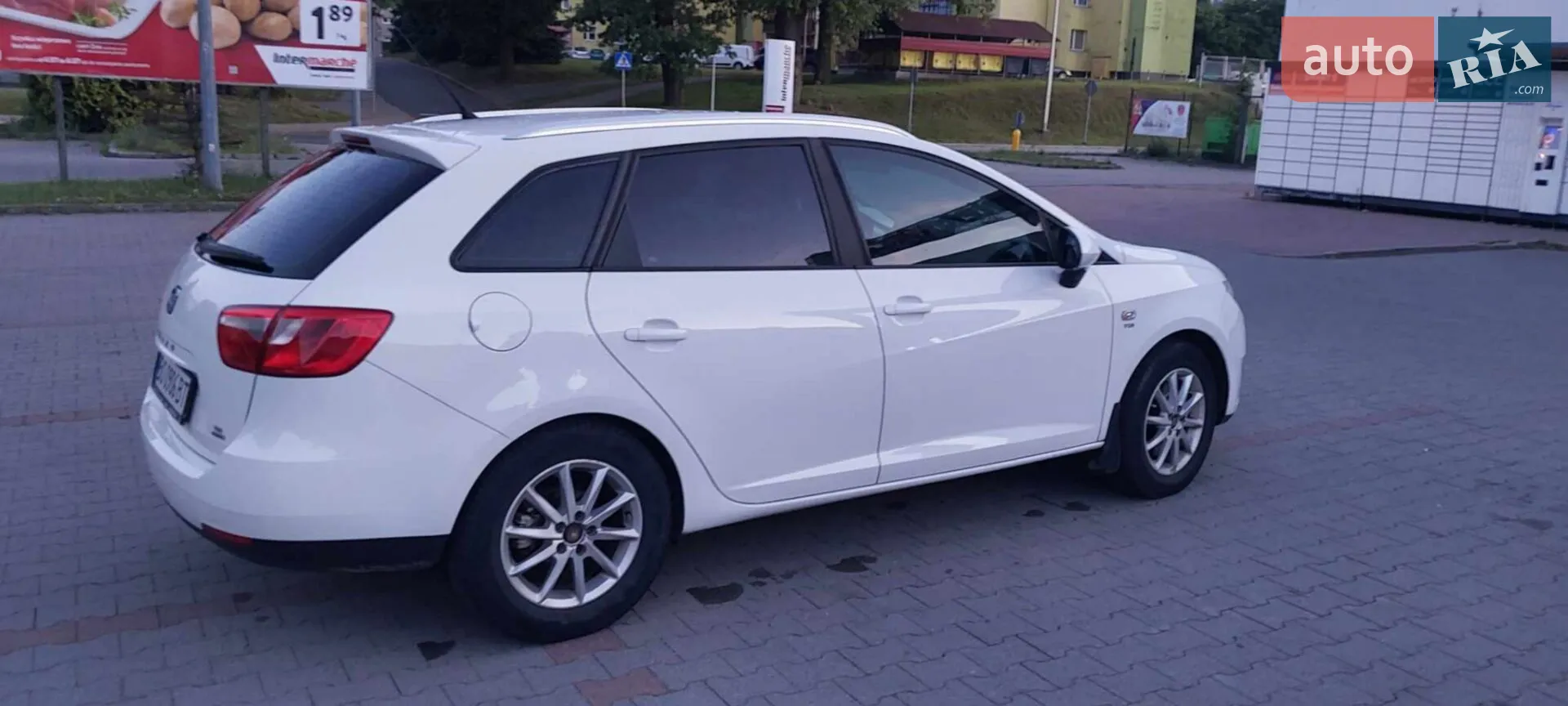 2010 SEAT Ibiza - мініатюра 12