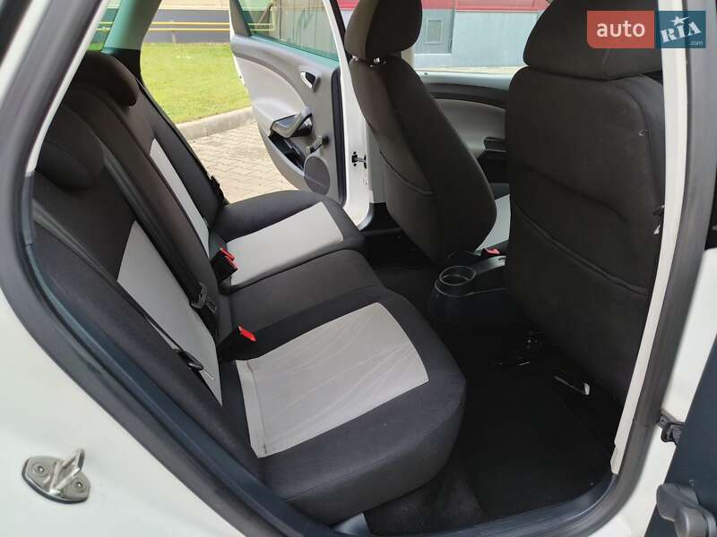 Универсал SEAT Ibiza ST 2014 в Виннице фото 13 Универсал SEAT Ibiza ST 2014 в Виннице