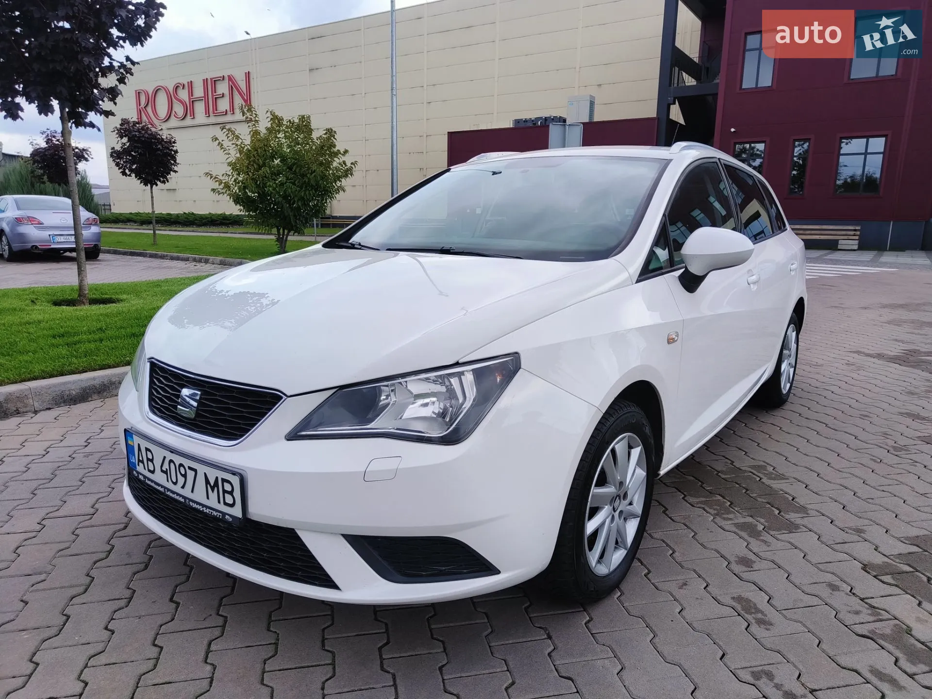 2014 SEAT Ibiza - мініатюра 2