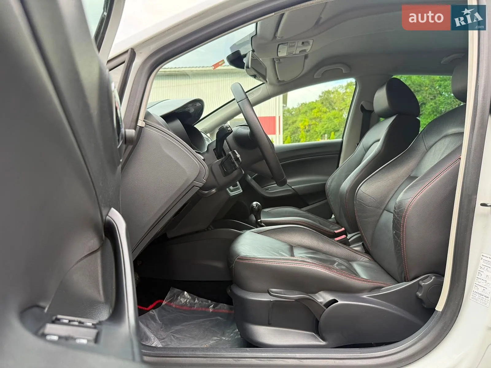 2014 SEAT Ibiza - мініатюра 21