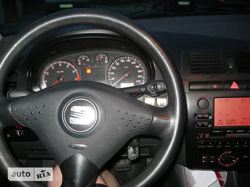 Хэтчбек SEAT Ibiza 2000 в Киеве