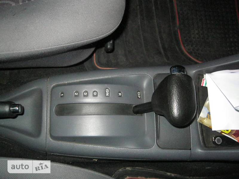 Хэтчбек SEAT Ibiza 2000 в Киеве