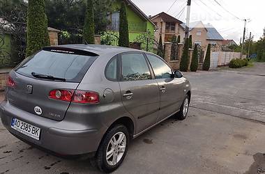 Хэтчбек SEAT Ibiza 2004 в Мукачево