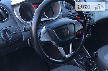 Седан SEAT Ibiza 2011 в Ивано-Франковске